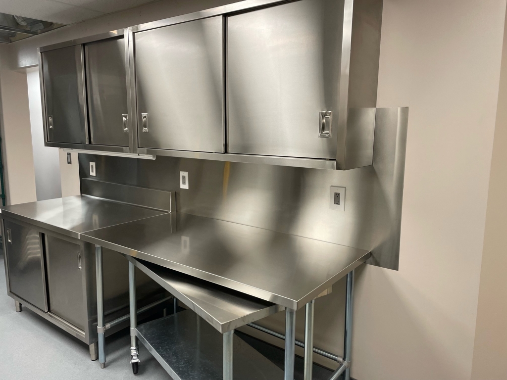 Stainless steel wall-mounted cabinets, stainless steel cabinet and nested worktables
